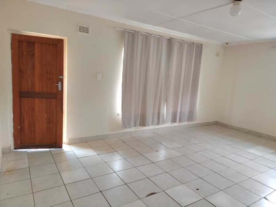 3 Bedroom Property for Sale in Brighton Beach KwaZulu-Natal