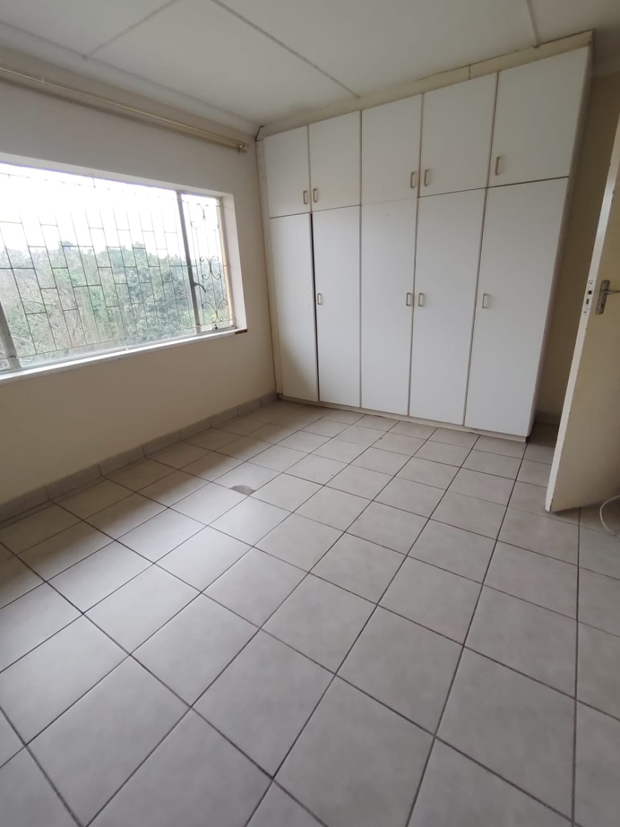 3 Bedroom Property for Sale in Brighton Beach KwaZulu-Natal