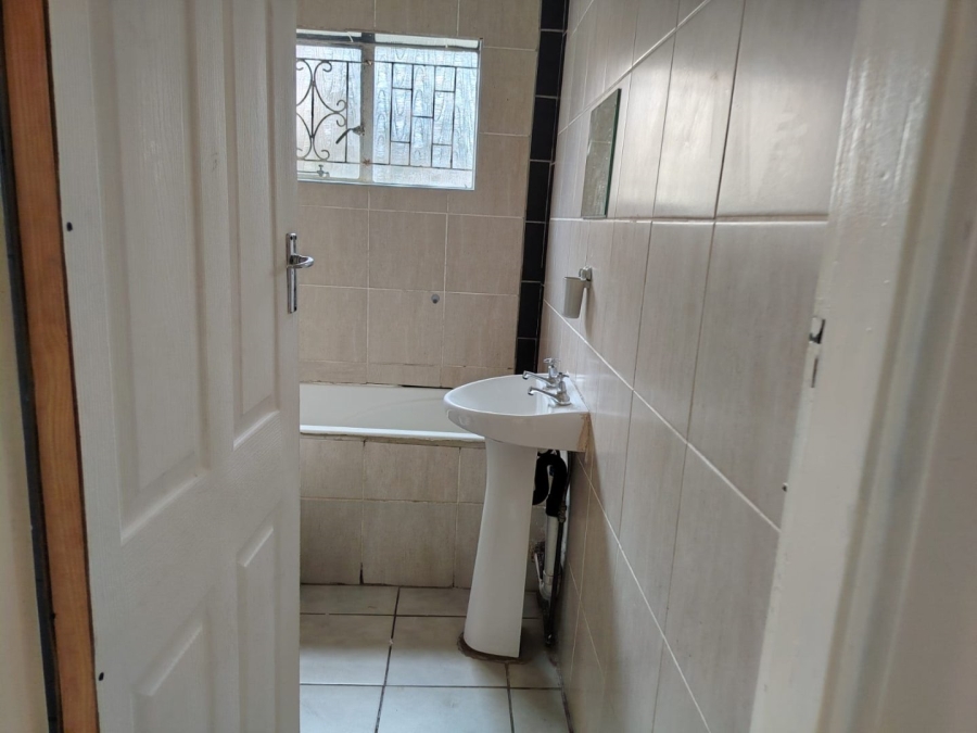 3 Bedroom Property for Sale in Brighton Beach KwaZulu-Natal