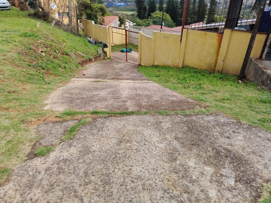 3 Bedroom Property for Sale in Brighton Beach KwaZulu-Natal