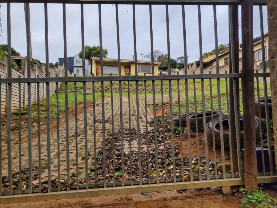 3 Bedroom Property for Sale in Brighton Beach KwaZulu-Natal