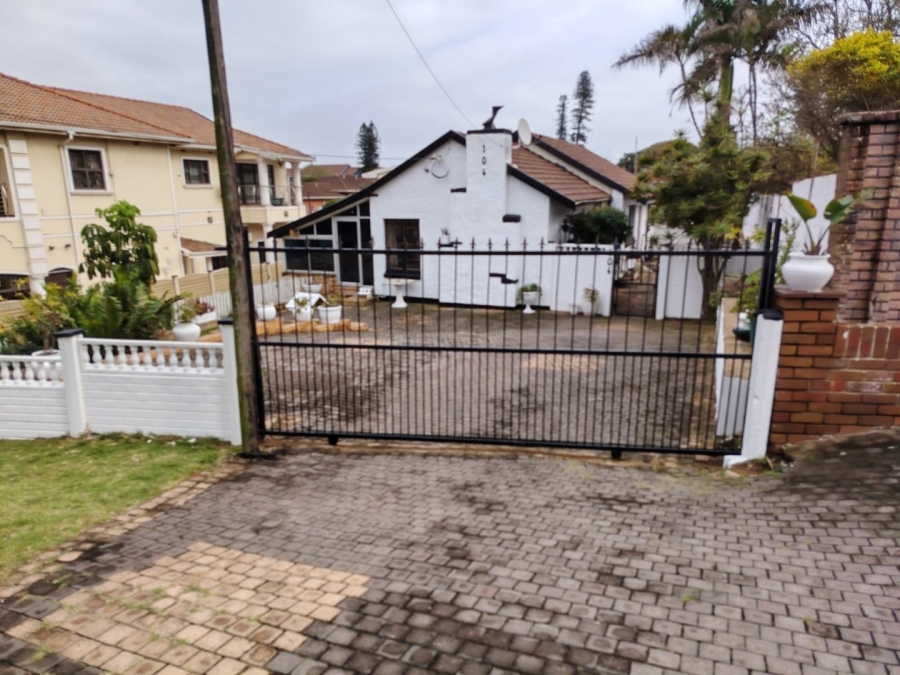 3 Bedroom Property for Sale in Ocean View KwaZulu-Natal