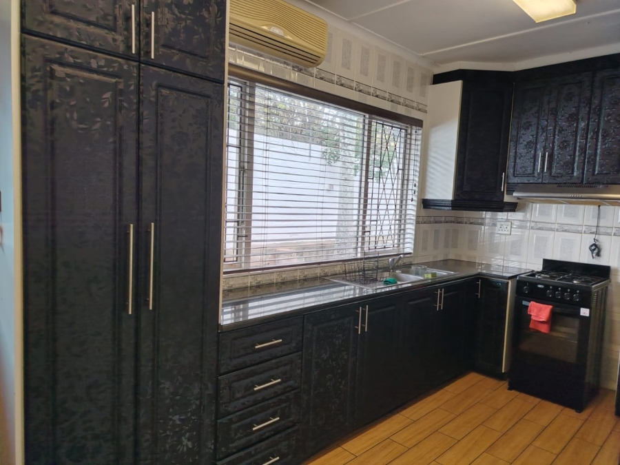 3 Bedroom Property for Sale in Ocean View KwaZulu-Natal