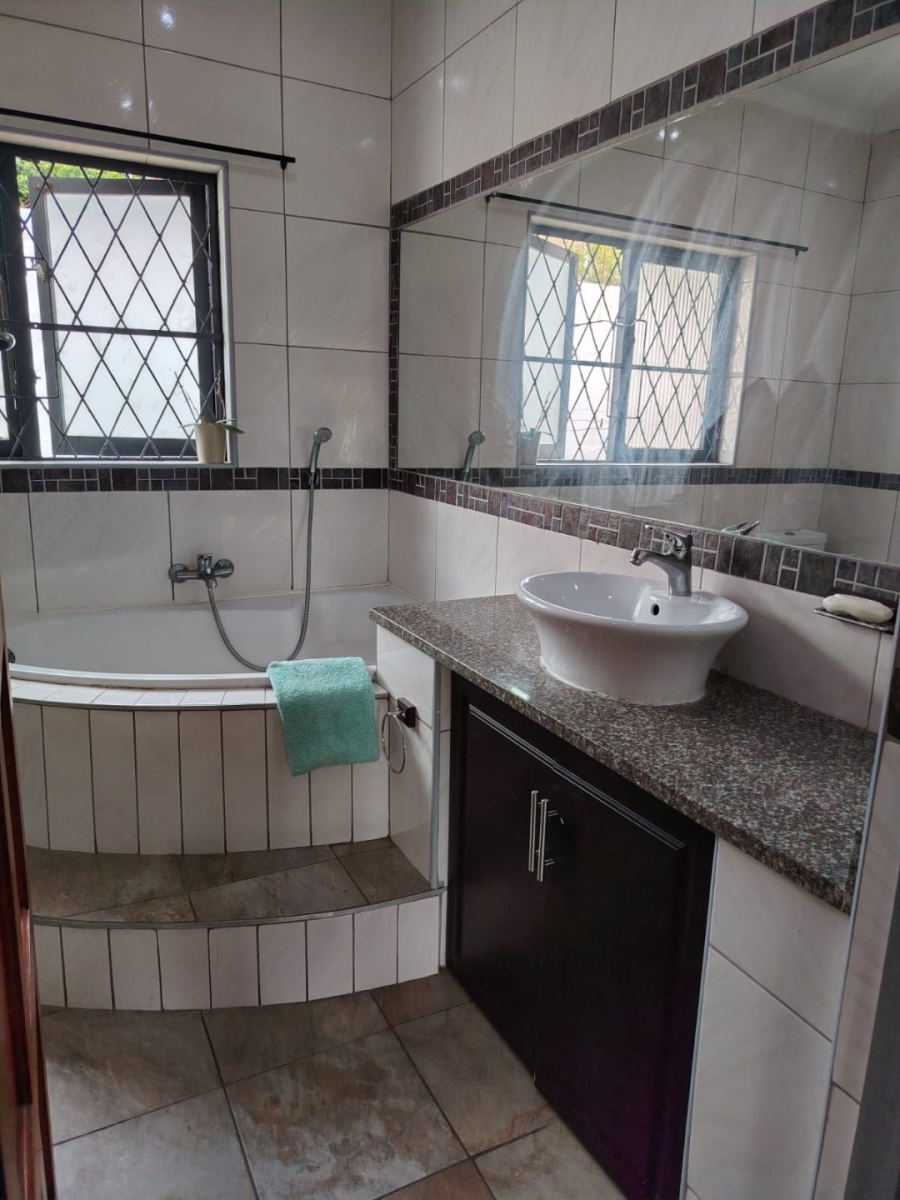 3 Bedroom Property for Sale in Ocean View KwaZulu-Natal