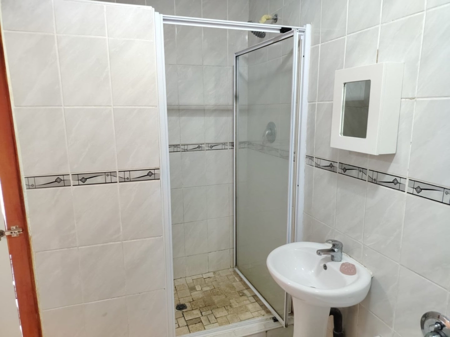 3 Bedroom Property for Sale in Ocean View KwaZulu-Natal