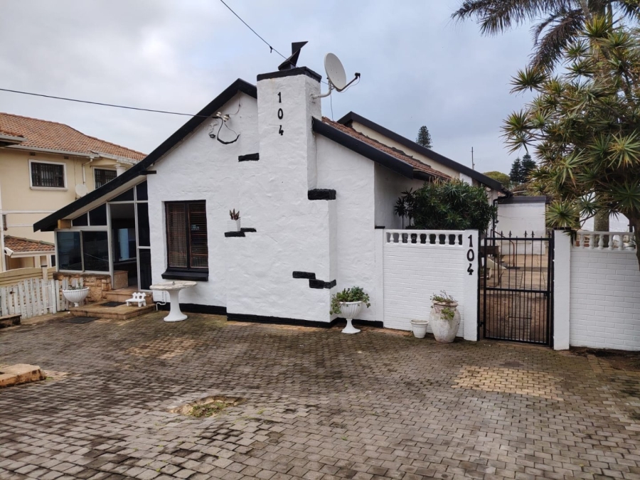 3 Bedroom Property for Sale in Ocean View KwaZulu-Natal