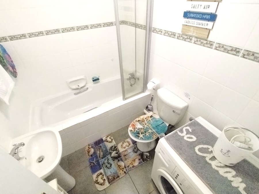 2 Bedroom Property for Sale in Shelly Beach KwaZulu-Natal