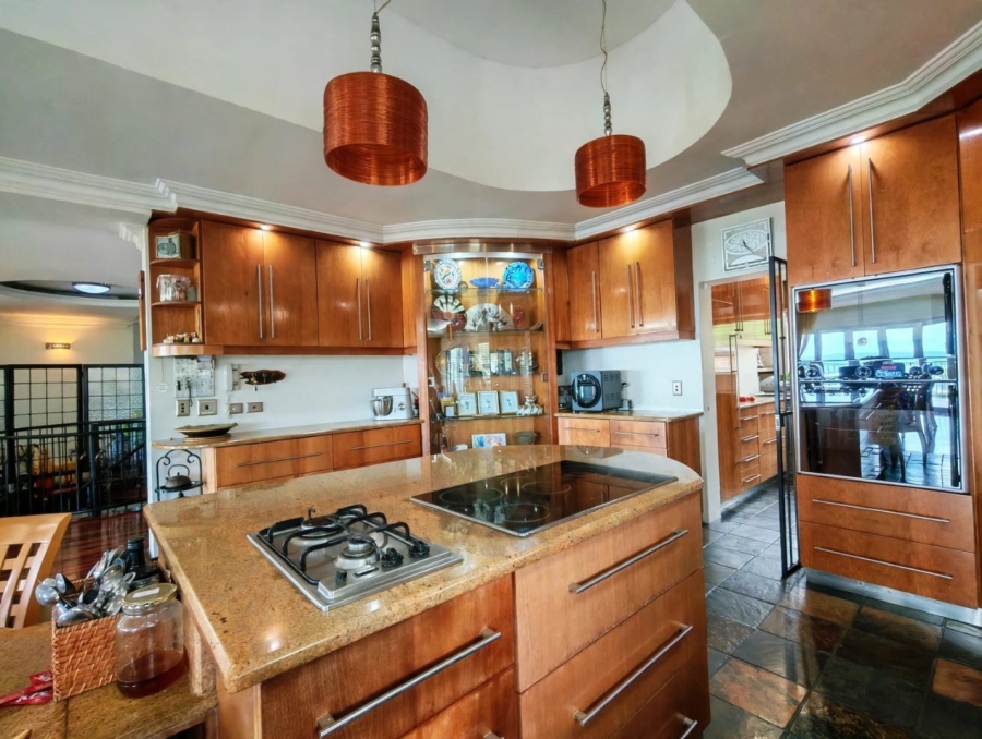 5 Bedroom Property for Sale in Blythedale KwaZulu-Natal