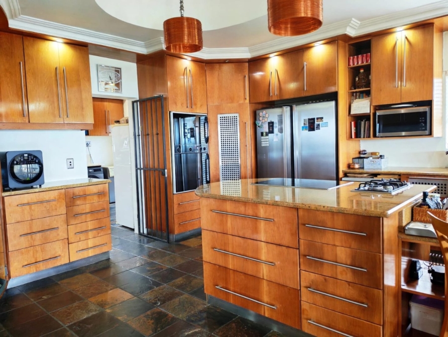 5 Bedroom Property for Sale in Blythedale KwaZulu-Natal