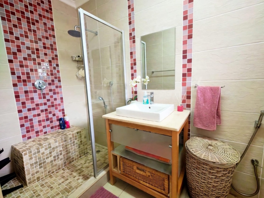 5 Bedroom Property for Sale in Blythedale KwaZulu-Natal