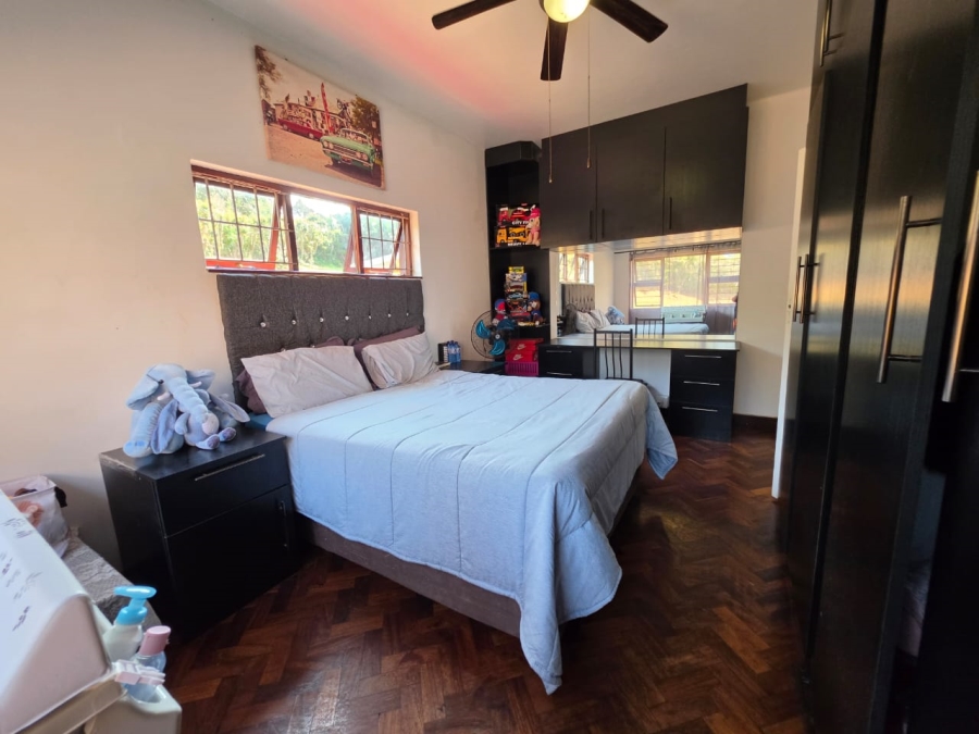 5 Bedroom Property for Sale in Umtentweni KwaZulu-Natal