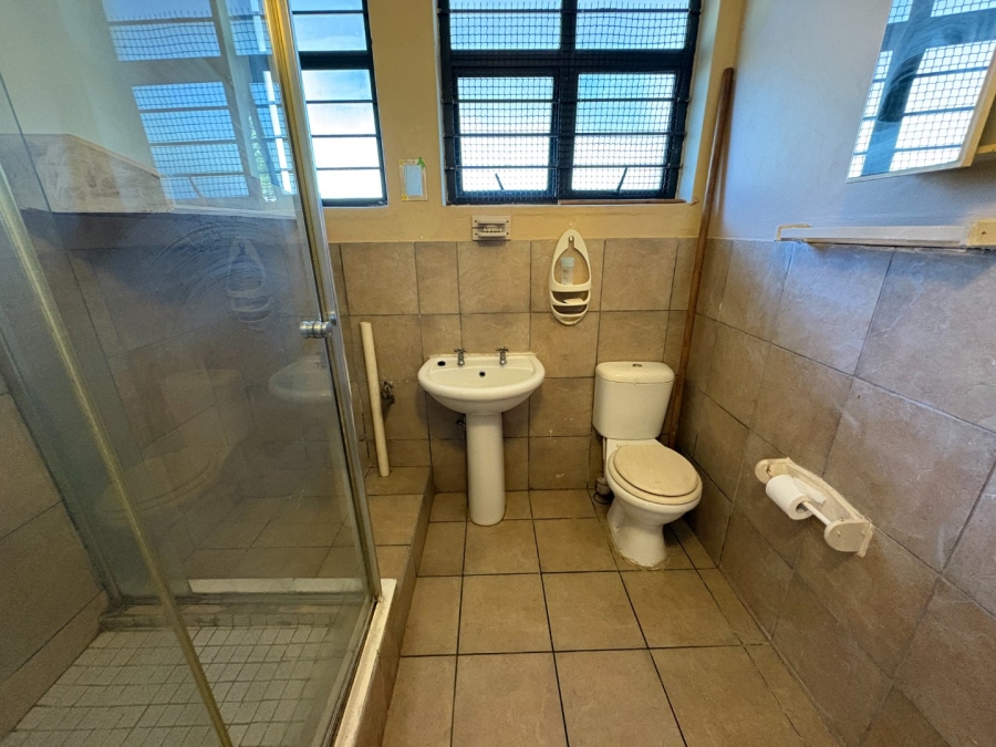 1 Bedroom Property for Sale in Illovo Beach KwaZulu-Natal