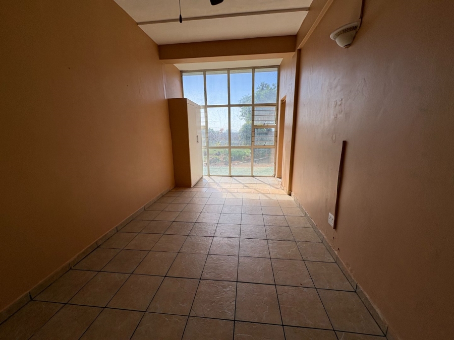 1 Bedroom Property for Sale in Illovo Beach KwaZulu-Natal