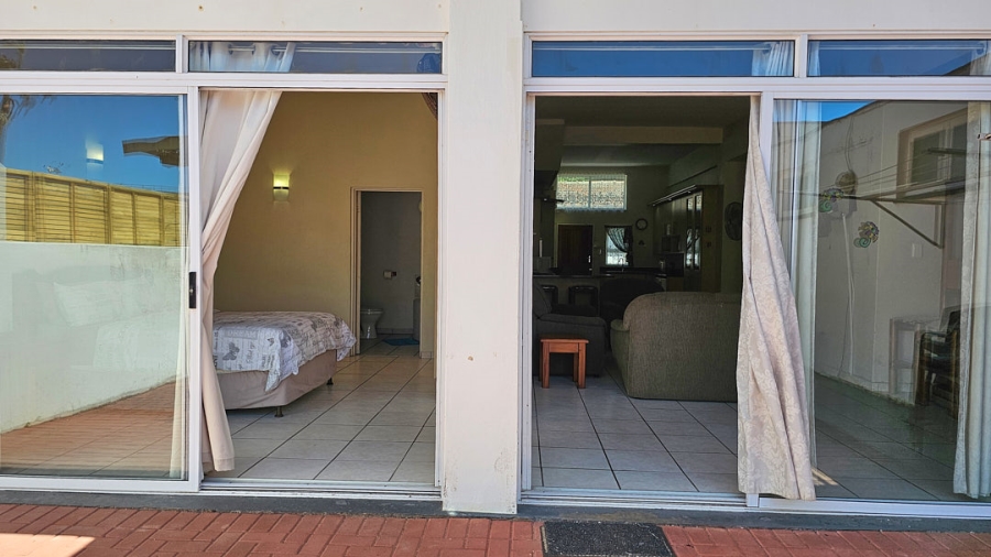 4 Bedroom Property for Sale in Ramsgate KwaZulu-Natal