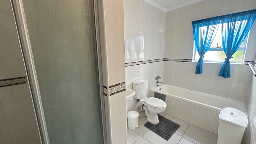 To Let 2 Bedroom Property for Rent in Meer En See KwaZulu-Natal