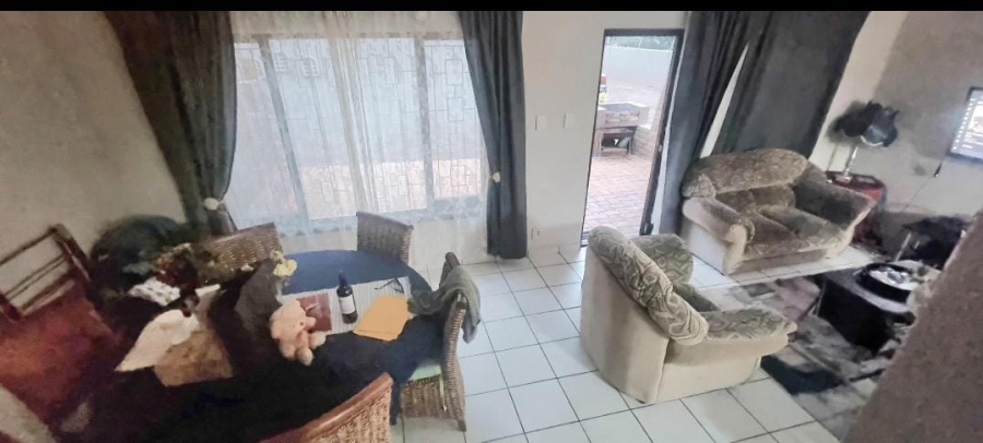 3 Bedroom Property for Sale in Uvongo KwaZulu-Natal