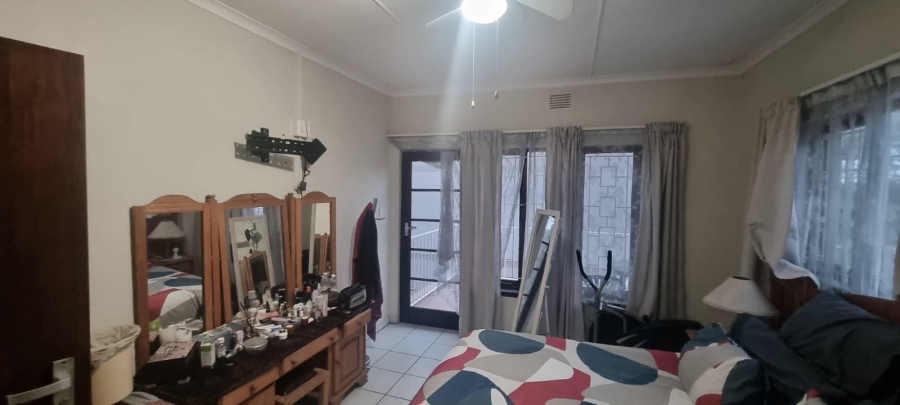 3 Bedroom Property for Sale in Uvongo KwaZulu-Natal