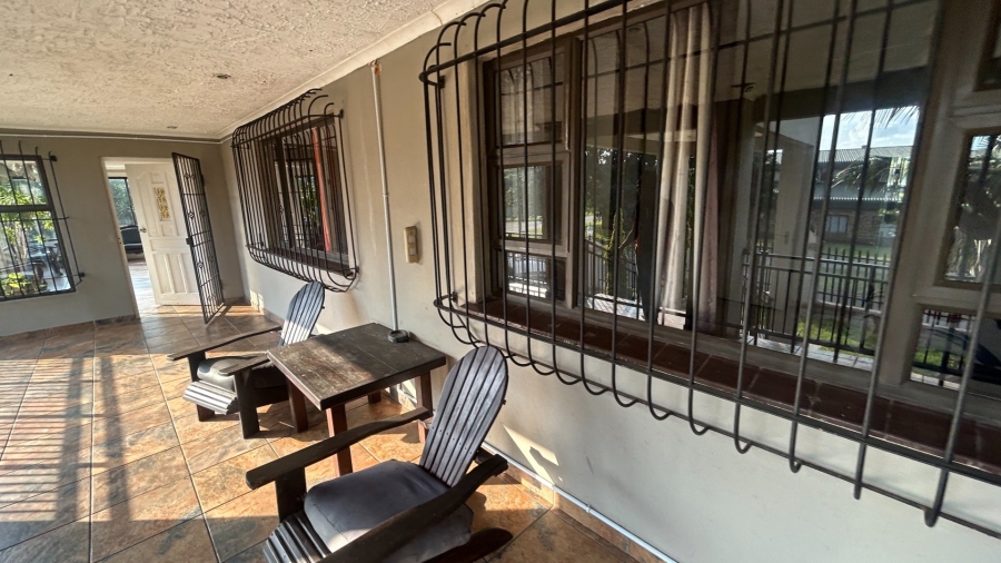 To Let 8 Bedroom Property for Rent in Meer En See KwaZulu-Natal