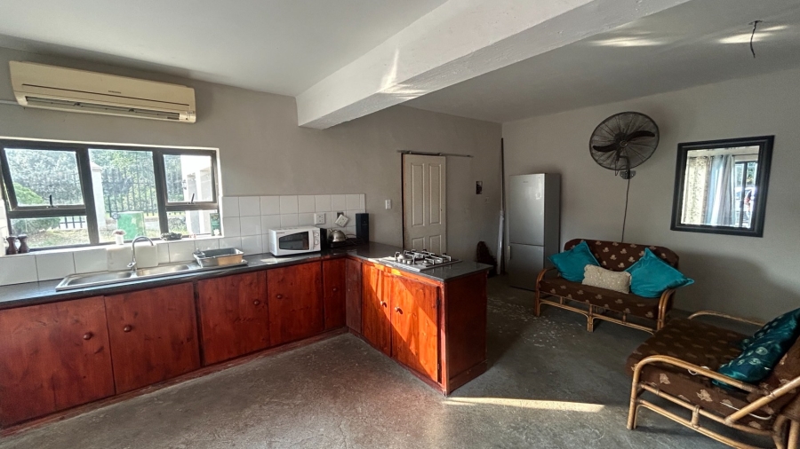To Let 8 Bedroom Property for Rent in Meer En See KwaZulu-Natal