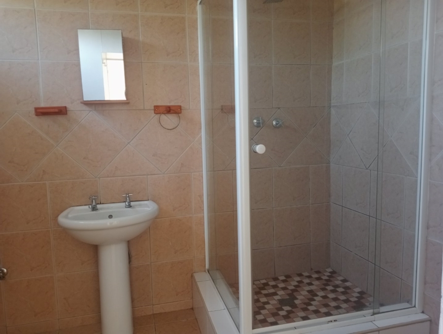 To Let 1 Bedroom Property for Rent in Cowies Hill Park KwaZulu-Natal