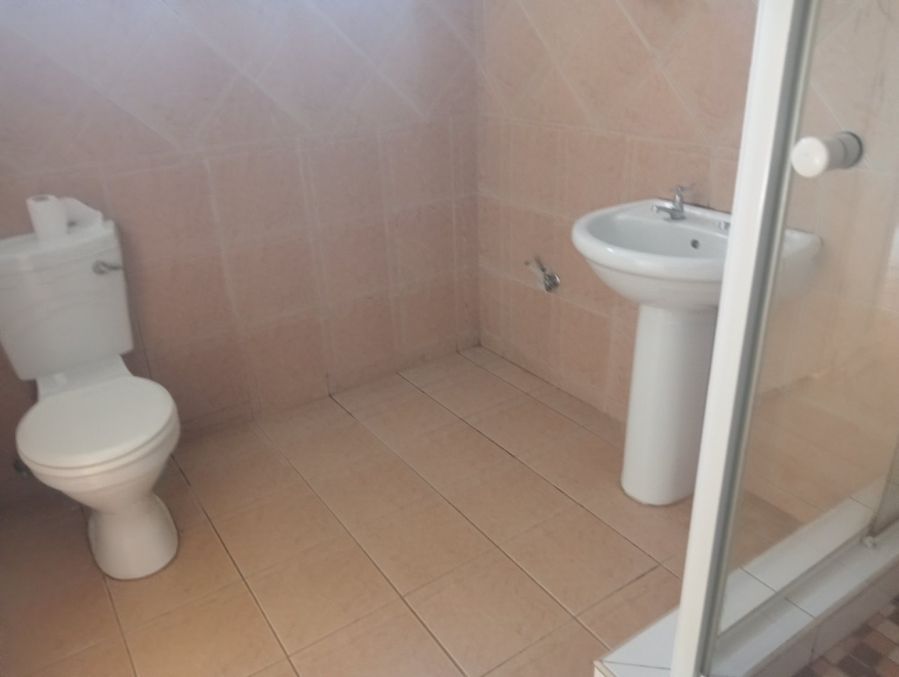 To Let 1 Bedroom Property for Rent in Cowies Hill Park KwaZulu-Natal