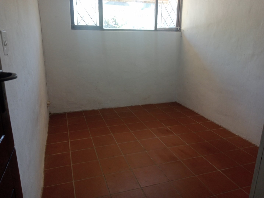 To Let 1 Bedroom Property for Rent in Cowies Hill Park KwaZulu-Natal