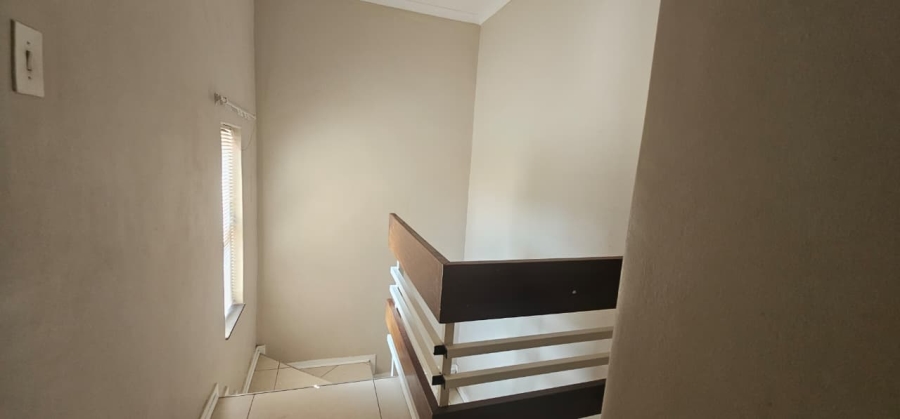 3 Bedroom Property for Sale in Huttenheights KwaZulu-Natal