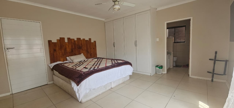 3 Bedroom Property for Sale in Huttenheights KwaZulu-Natal