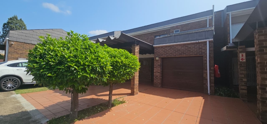 3 Bedroom Property for Sale in Huttenheights KwaZulu-Natal