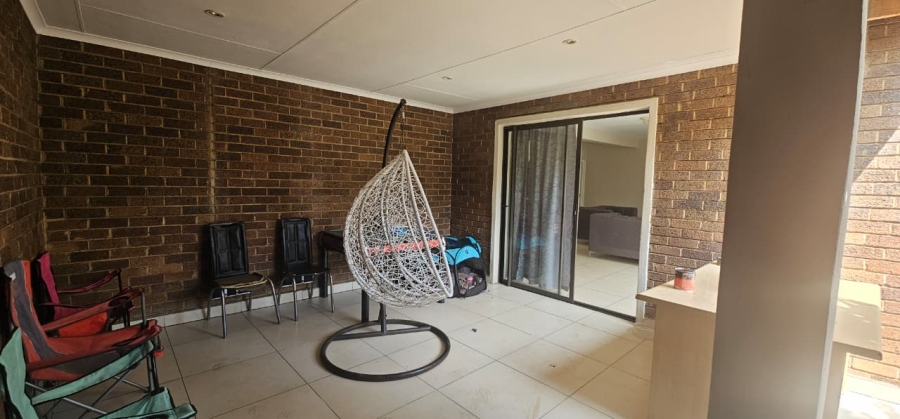 3 Bedroom Property for Sale in Huttenheights KwaZulu-Natal