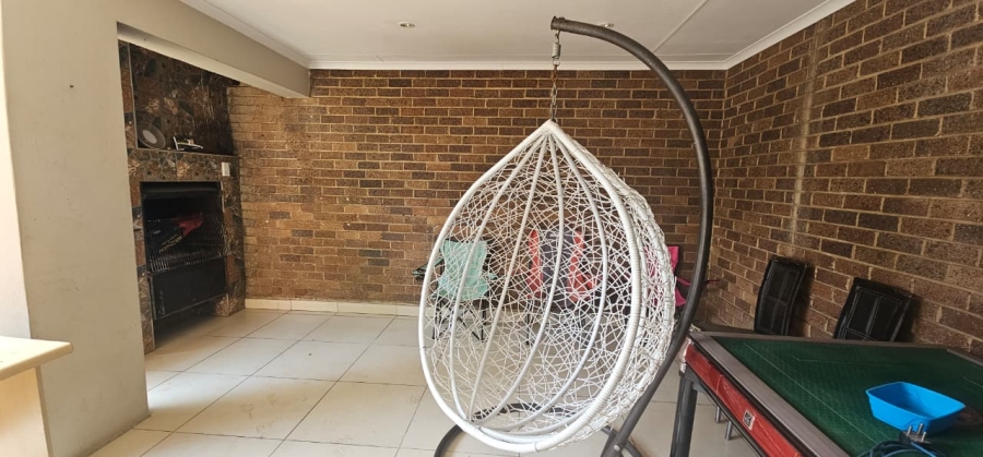 3 Bedroom Property for Sale in Huttenheights KwaZulu-Natal