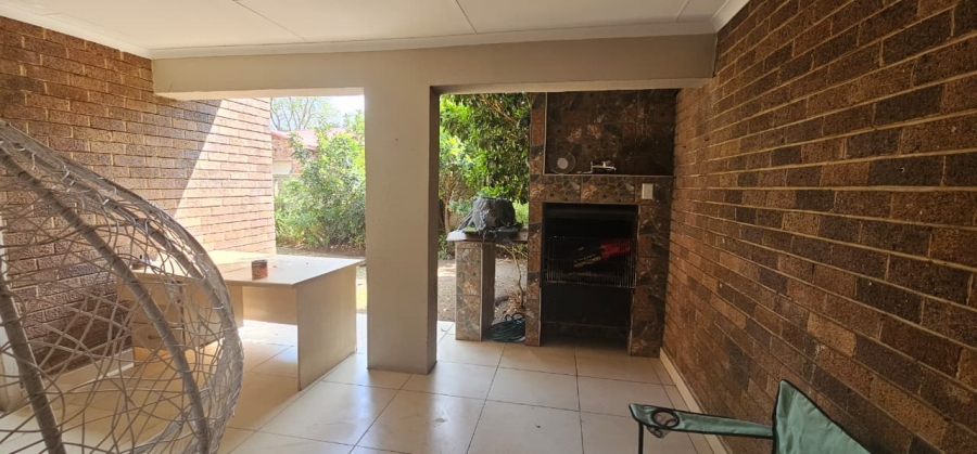 3 Bedroom Property for Sale in Huttenheights KwaZulu-Natal