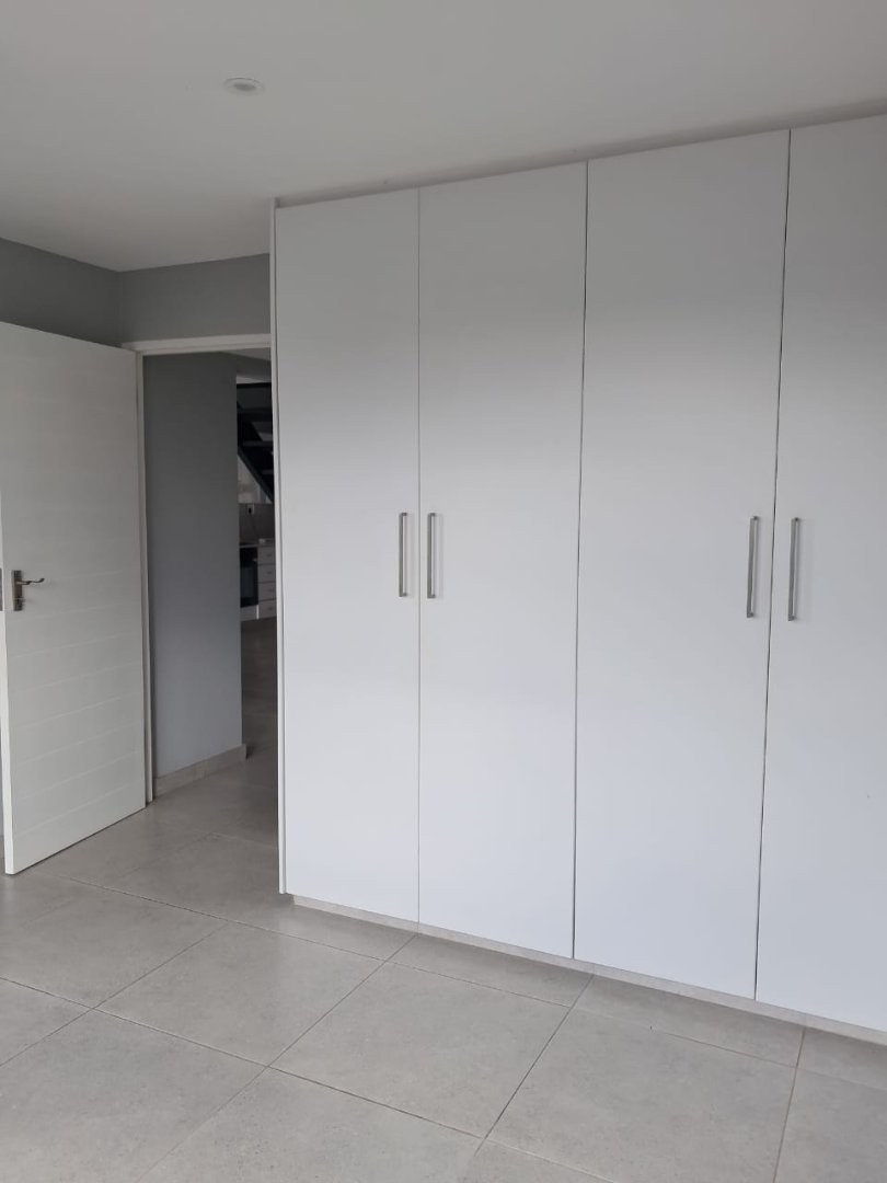 To Let 2 Bedroom Property for Rent in Athlone KwaZulu-Natal