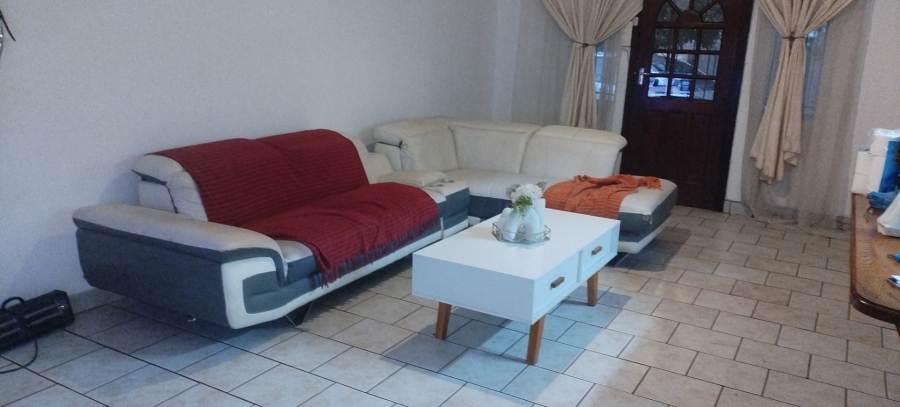 5 Bedroom Property for Sale in Fillan Park KwaZulu-Natal