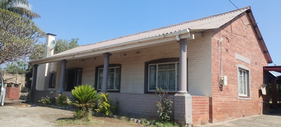 5 Bedroom Property for Sale in Fillan Park KwaZulu-Natal
