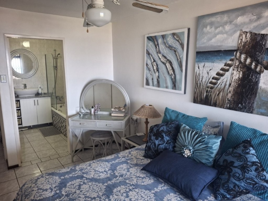 3 Bedroom Property for Sale in Manaba Beach KwaZulu-Natal