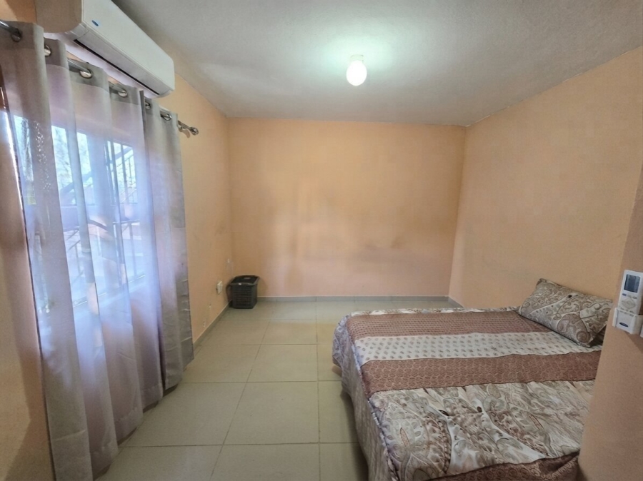 11 Bedroom Property for Sale in Larkfield KwaZulu-Natal