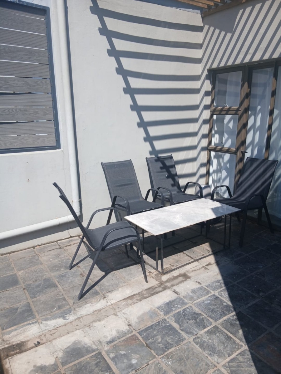 2 Bedroom Property for Sale in Winklespruit KwaZulu-Natal