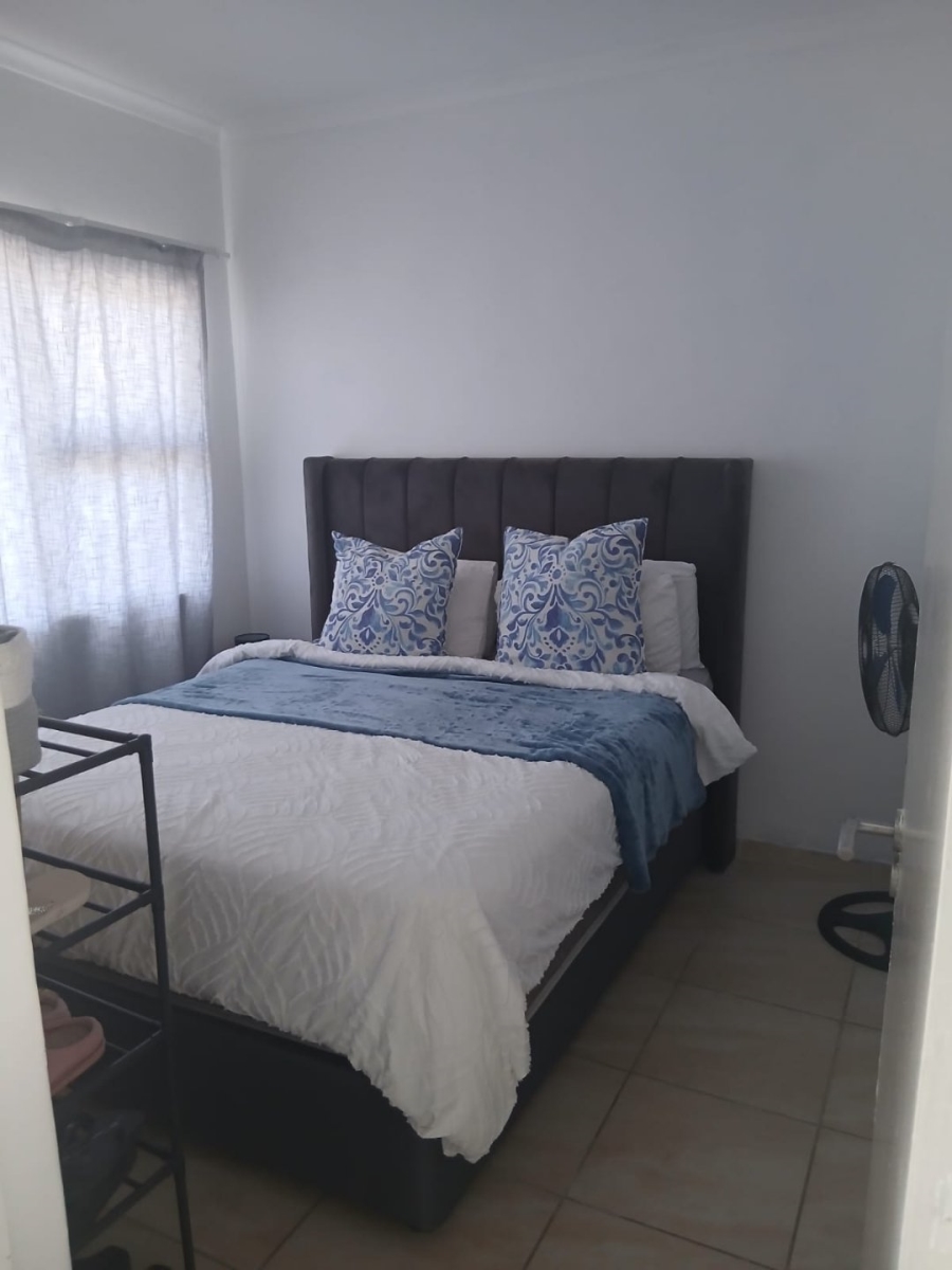 2 Bedroom Property for Sale in Winklespruit KwaZulu-Natal