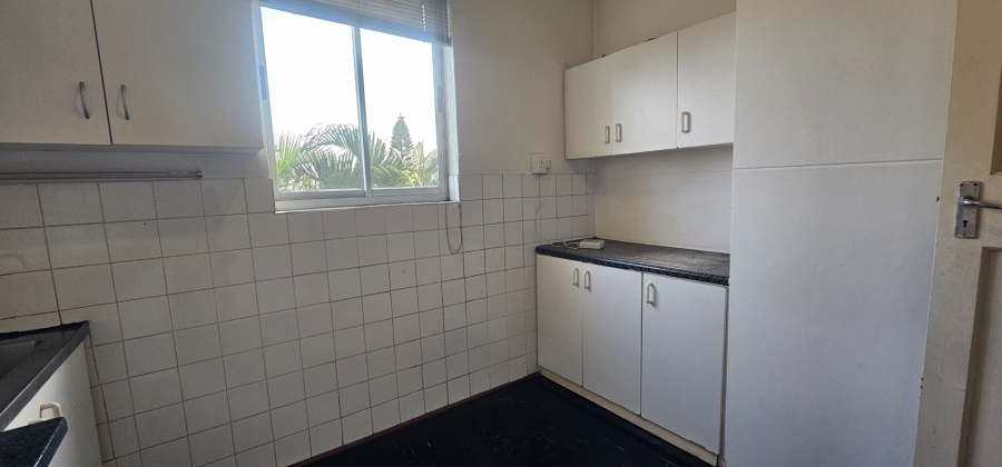 To Let 1 Bedroom Property for Rent in Essenwood KwaZulu-Natal