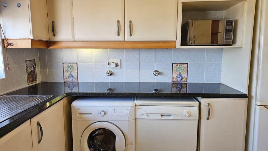 2 Bedroom Property for Sale in Lawrence Rocks KwaZulu-Natal