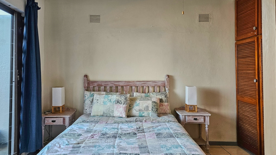 2 Bedroom Property for Sale in Lawrence Rocks KwaZulu-Natal