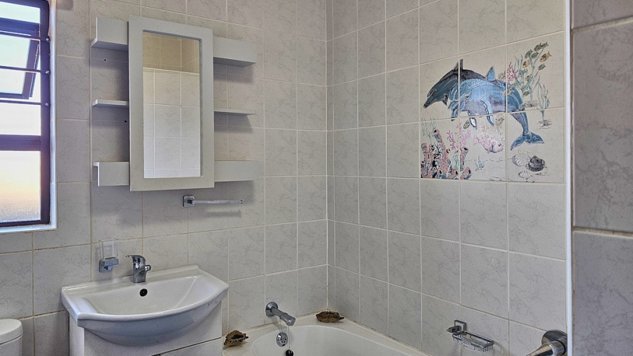 2 Bedroom Property for Sale in Lawrence Rocks KwaZulu-Natal