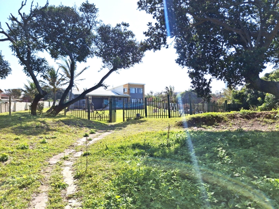9 Bedroom Property for Sale in Salmon Bay KwaZulu-Natal