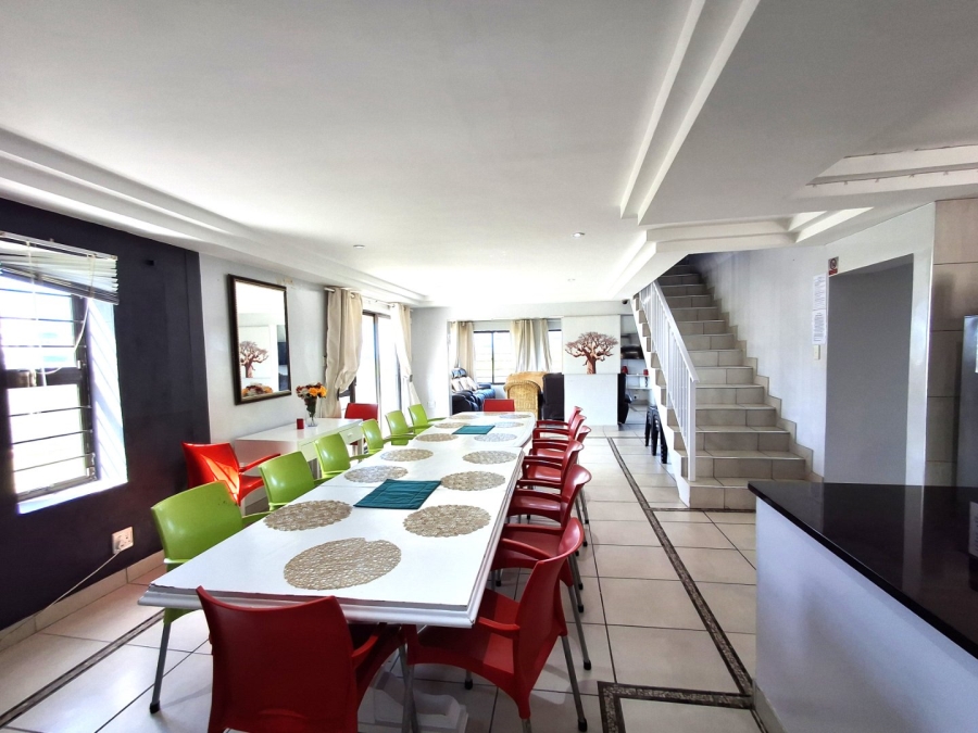 9 Bedroom Property for Sale in Salmon Bay KwaZulu-Natal