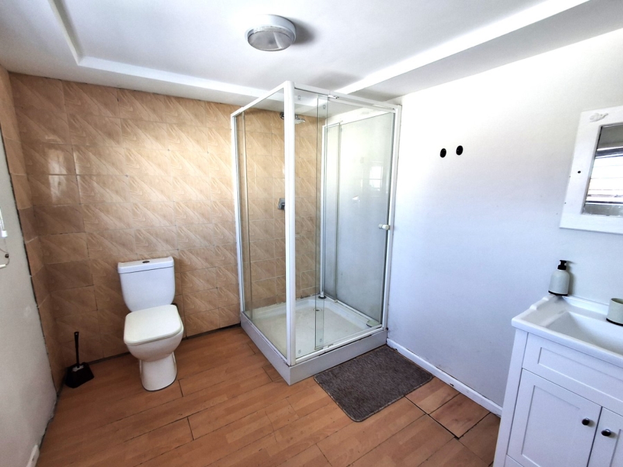 9 Bedroom Property for Sale in Salmon Bay KwaZulu-Natal
