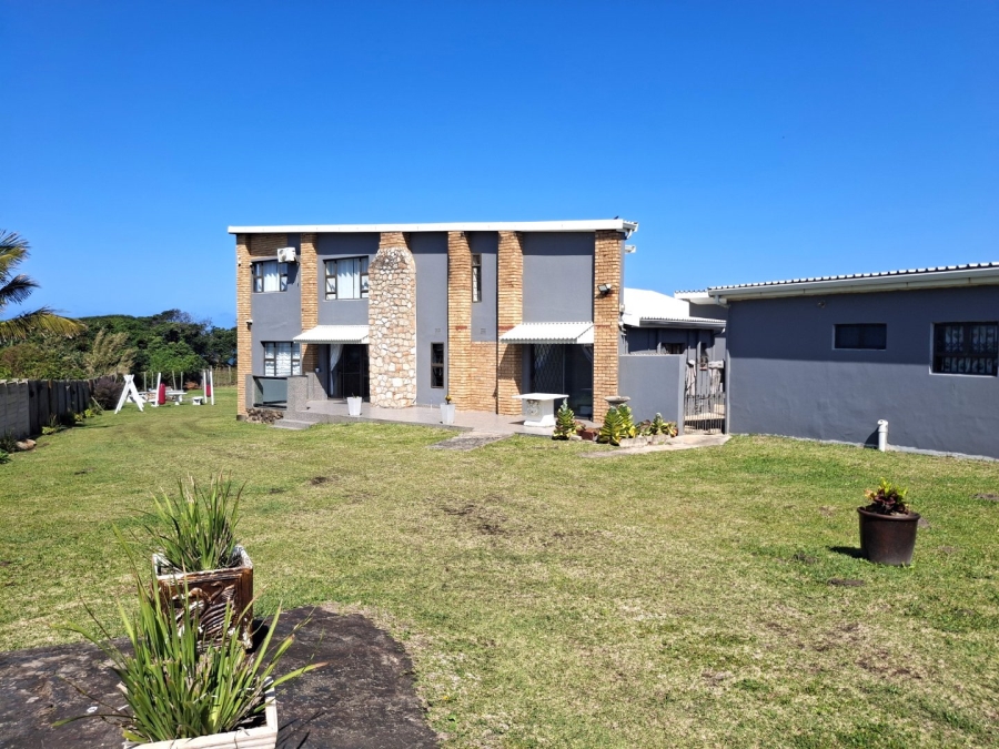 9 Bedroom Property for Sale in Salmon Bay KwaZulu-Natal