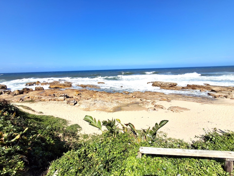 9 Bedroom Property for Sale in Salmon Bay KwaZulu-Natal