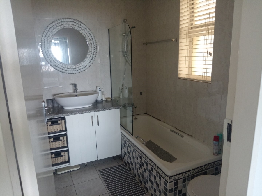3 Bedroom Property for Sale in Manaba Beach KwaZulu-Natal