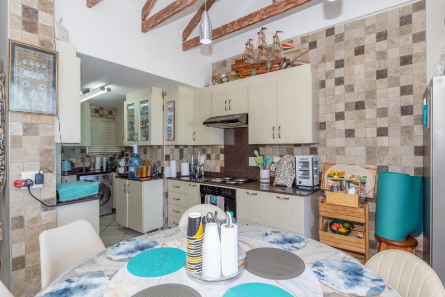 2 Bedroom Property for Sale in Winklespruit KwaZulu-Natal